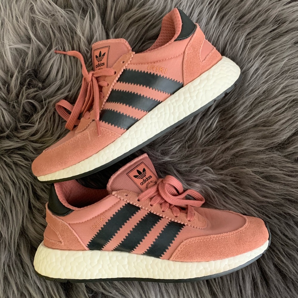 Adidas Iniki Runners in Dusty Pink